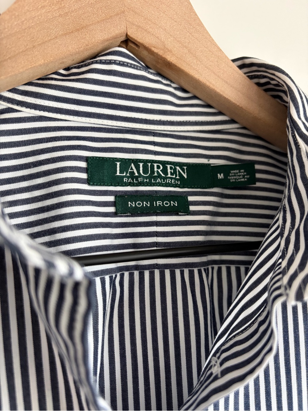 Lauren Ralph Lauren Women’s Non-Iron Striped Button Down Shirt - Size Medium - Picture 4 of 8